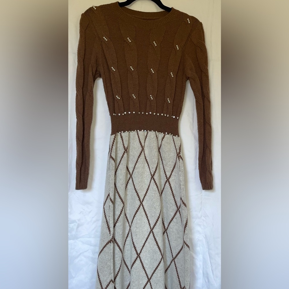 Elegant Brown and Gray Knit Dress